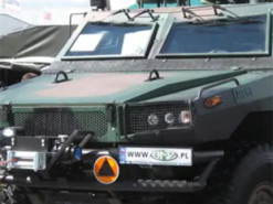 Захищає від стрілецької зброї: Міноборони дозволило для ЗСУ бронетранспортер "Зубр"