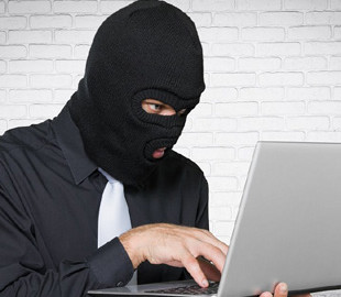 В Киеве мошенник продал фиктивные медицинские маски на 500 тыс. гривен