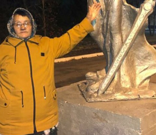 Суд РФ засудив пенсіонерку до 1,5 року умовно за антивоєнні коментарі в "Однокласниках"