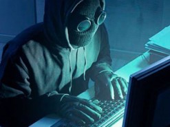 Власти США обвинили 12 сотрудников ГРУ во взломе серверов Демократической партии