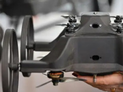 Турецькі розробники створили бойового робота зі штучним інтелектом, який може літати