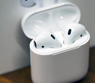 У Apple Watch может появиться зарядный кейс, как у AirPods
