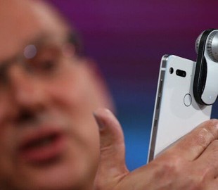 Создатель Android готовит безрамочный смартфон без вырезов и отверстий в дисплее