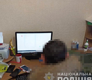 Полицейские разоблачили хакера на взломах платежных онлайн-систем