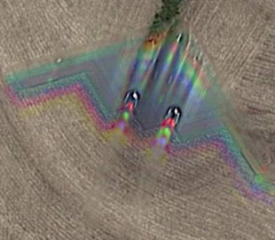 Пользователь Reddit засек самолет-невидимку B-2 на Google Maps