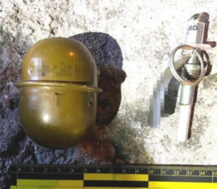 Мешканка Рівного біля магазину знайшла бойову гранату
