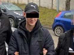 У Польщі українець видурював гроші в людей представляючись працівником банку