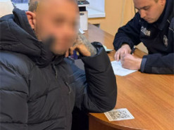 В Україні оштрафували блогера, який знімав відео для соцмереж у поліцейській формі