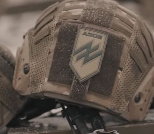 Полк "Азов" предупредил, что от имени якобы их бойца рассылают фейковые письма журналистам и органам власти