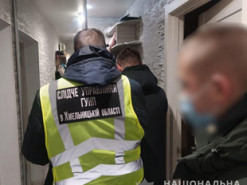 Кіберполіція викрила групу осіб у виготовленні та збуті підроблених COVID-сертифікатів