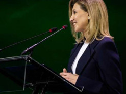 Елена Зеленская появилась в стильном образе на Diia Summit (ФОТО)