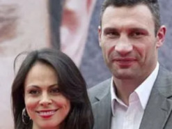 Колишня дружина Кличка розкрила, чи змінюватиме прізвище після розлучення