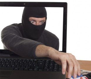 Дві жінки втратили 51 000 гривень, поспілкувавшись із шахраями