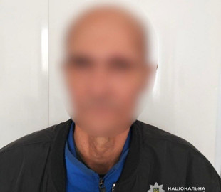 На Нікопольщині чоловік привласнив картку 78-річної жінки і витратив кошти