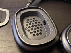 У AirPods Max обнаружился странный недостаток