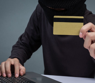 Через фішингові посилання двоє українців втратили більше 90 тисяч гривень