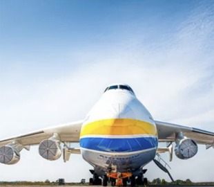 Українець розробив дизайн кросівок для Nike, присвячений літаку «Мрія» (фото)