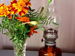 Життя без світла: популярні способи освітлення житла українців