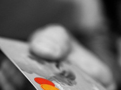 Держспецзв'язку попереджає про небезпеку шахрайської схеми із використанням кредитних карток українців