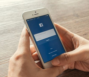 В работе Facebook и Instagram наблюдается масштабный сбой