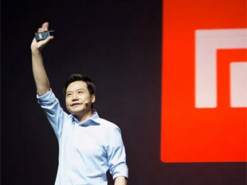 Глава Xiaomi показав смартфони, якими користується щодня