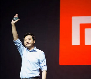 Глава Xiaomi показав смартфони, якими користується щодня