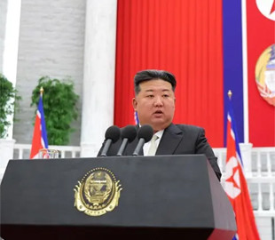 Валютні находження до КНДР значно зросли завдяки продажу зброї Росії та кіберзлочинам — Bloomberg