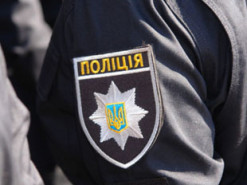 Штрафують і навіть забирають права: водіям розповіли про незаконність одного із популярних “порушень”