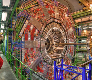 В ЦЕРН допустили можливість зупинки Великого адронного колайдера: названа причина
