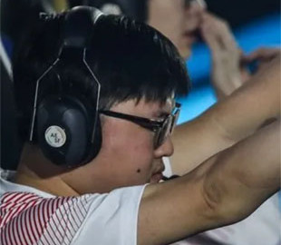 Известнейший геймер из Китая уходит на пенсию в 23 года по состоянию здоровья