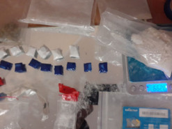 На Cумщині взяли під варту юнака, який створив телеграм-канал для незаконного збуту наркотиків