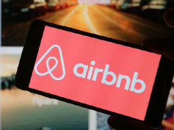 Airbnb заплатил туристке 7 млн долларов за изнасилование в арендованной квартире