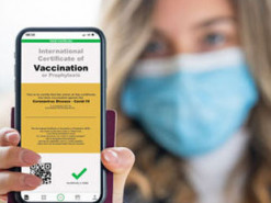 Минцифры запустило "желтые" сертификаты вакцинации от коронавируса для смартфонов на Android