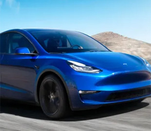 Tesla готовит к премьере 7-местный кроссовер