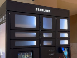 SpaceX почала продавати "тарілки" Starlink у торгових автоматах