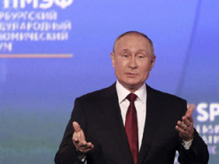 У Росії створили "нову піонерію", а Путін очолив її наглядову раду