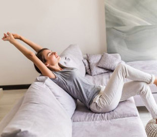 Психолог рассказала, как отдыхать, чтобы не уставать еще больше