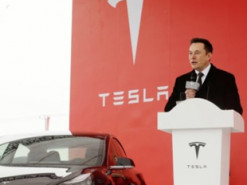 Продажи Tesla Model 3 в Китае упали на 64% в апреле