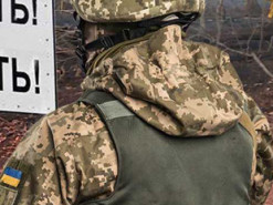 До Чернігова "прилетіла" агітка окупантів часів війни в Чечні: блогер Антон Птушкін показав фото