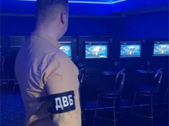 Комп’ютерного обладнання майже на півмільйона гривень вилучили у Тернополі оперативники ДВБ