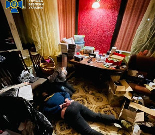 СБУ блокировала масштабный сбыт психотропов через интернет