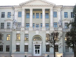 В Беларуси учениц колледжа задержали за троллинг Лукашенко