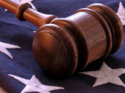 У США ексвійськового судитимуть за передачу секретів про війну в Україні через сайт знайомств