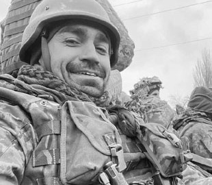 Боровся з перших днів та не боявся смерті: що відомо про загиблого журналіста Олександра Махова