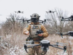 Робота дронів в зграях: вчені знайшли, як заощадити 40% енергії та відкрили дані дослідження