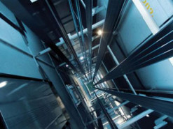 Якщо пропало світло, а ви у ліфті: Ольга Сумська поділилася «вигадкою» своїх сусідів