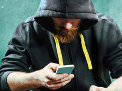 Клиент ПриватБанка потерял 60 тысяч после звонка "оператора"