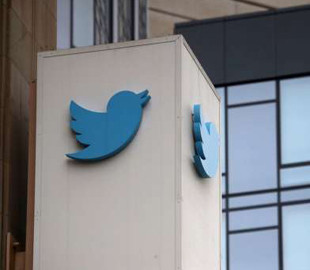 Співробітників компанії Twitter не пускатимуть на роботу без щеплення від коронавірусу