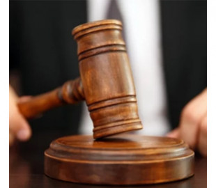 Знайшов телефон і перерахував гроші: у Чернівцях чоловіка засудили за крадіжку через Приват24