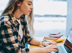 Кабмін пропонує дозволити наймати на роботу з 14 років без згоди батьків